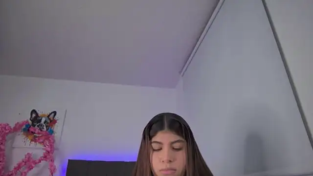 AmandaBrooks 18 online show from February 6, 2026, 1:32 am