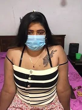 Lovely WINDI online show from April 6, 2026, 7:15 pm