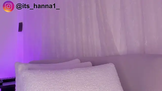 cutte hanna18 online show from May 15, 2026, 6:15 pm