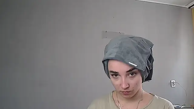 Eva Gloryy online show from March 22, 2026, 11:46 am