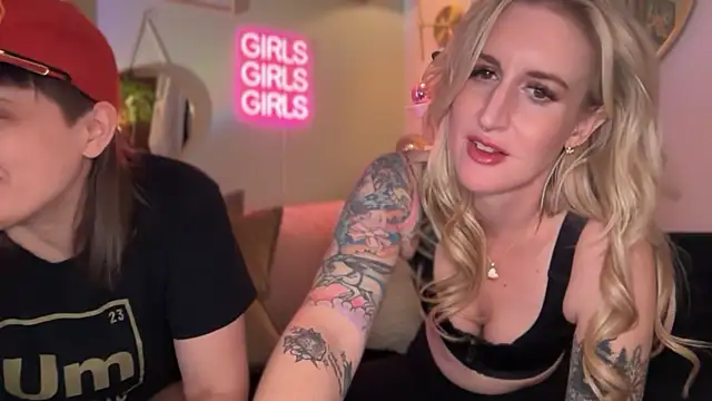 Officiallyonlytams online show from February 15, 2026, 12:29 am