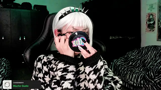 roxy toxic online show from January 10, 2026, 2:02 am