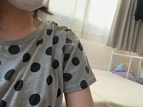Snapshot of riri_riri_jp chatting on July 19, 2026, 6:50 am riri riri jp online show from July 19, 2026, 6:50 am