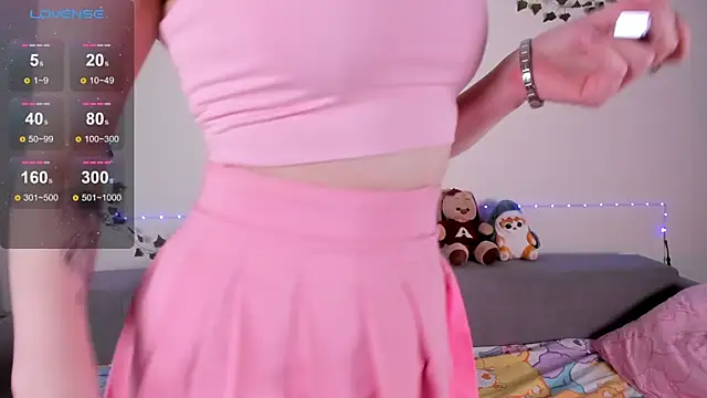 Snapshot of EmmyStar_ chatting on February 21, 2025, 8:27 pm EmmyStar  online show from February 21, 2025, 8:27 pm