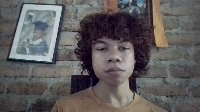 Snapshot of DanteAndKyle chatting on September 17, 2025, 7:37 pm DanteAndKyle online show from September 17, 2025, 7:37 pm