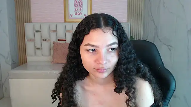 shalon diaz s online show from September 13, 2025, 1:22 pm