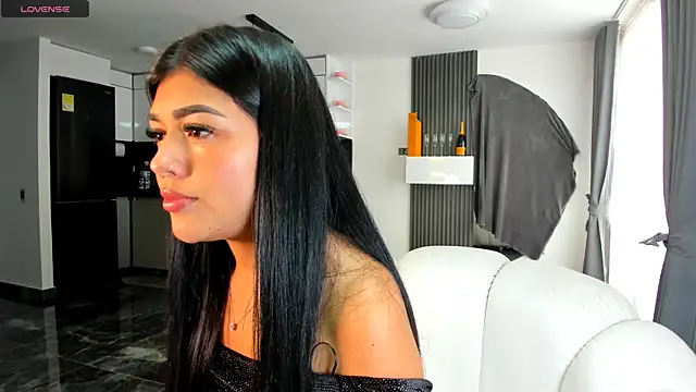 Snapshot of 1lubonnie chatting on February 14, 2025, 9:10 pm 1lubonnie online show from February 14, 2025, 9:10 pm