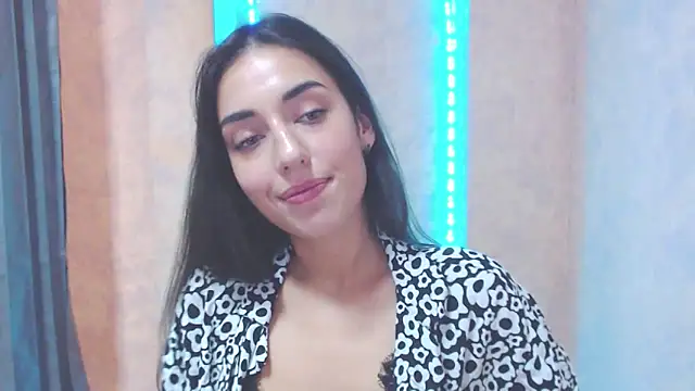 Snapshot of Lovelllyy chatting on September 24, 2025, 10:29 am Lovelllyy online show from September 24, 2025, 10:29 am
