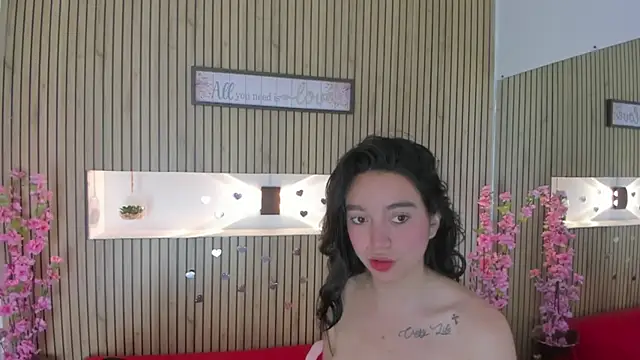 Ashley 7777 online show from October 18, 2025, 3:02 pm