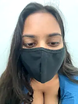 Sofia3393 online show from November 27, 2025, 7:05 pm