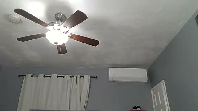 timefordemongirlslive online show from March 29, 2026, 1:49 am