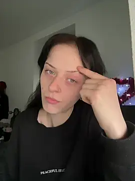 Ciara2004 online show from February 13, 2026, 2:02 pm