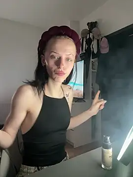 Ciara2004 online show from February 18, 2026, 12:45 pm