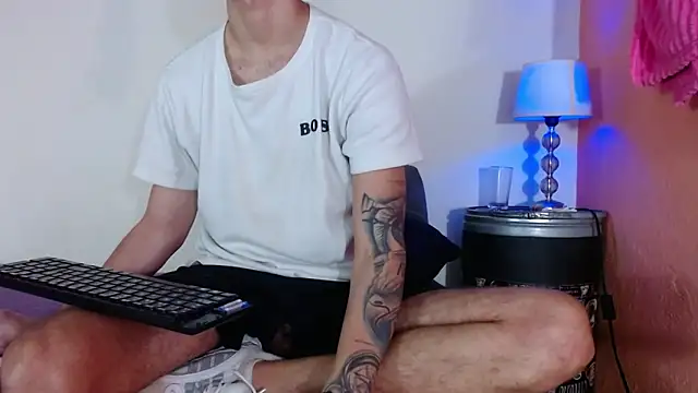 Cristian white online show from March 6, 2026, 10:50 pm