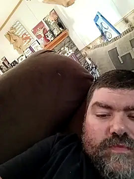 Snapshot of Rcraigue4 chatting on October 9, 2025, 10:19 pm Rcraigue4 online show from October 9, 2025, 10:19 pm