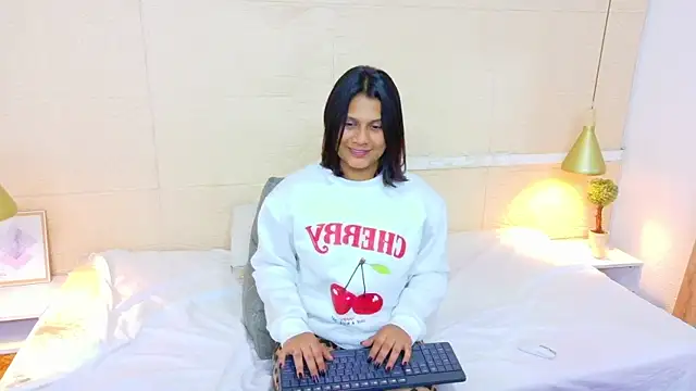 tinyy whore18 online show from March 31, 2026, 8:15 am