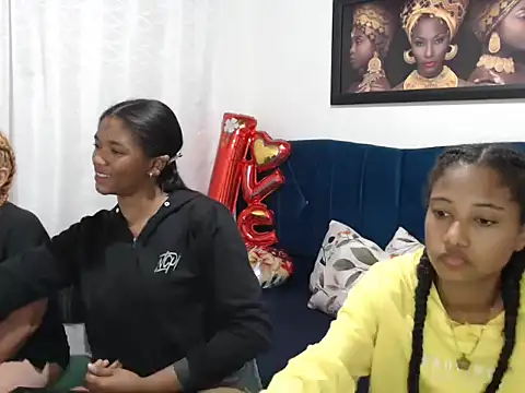 Snapshot of LITTLEDOLLHOT chatting on February 28, 2025, 11:03 am LITTLEDOLLHOT online show from February 28, 2025, 11:03 am