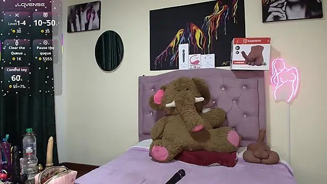 Emmie Hot online show from June 20, 2026, 11:57 am