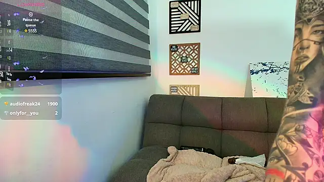 love sharol  online show from March 18, 2025, 3:20 am