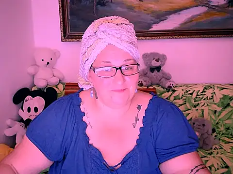 mayamayx online show from October 11, 2025, 6:50 pm