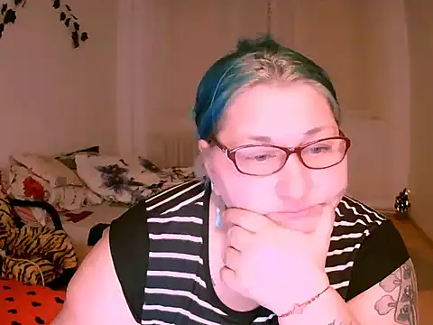 mayamayx online show from January 17, 2026, 7:06 pm