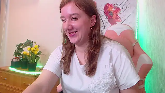 MarthaSimons online show from May 15, 2026, 4:19 am