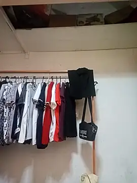 Snapshot of LuisMex1998 chatting on February 5, 2026, 9:41 pm LuisMex1998 online show from February 5, 2026, 9:41 pm