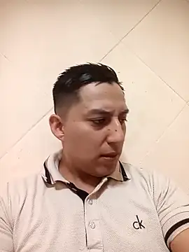 Snapshot of LuisMex1998 chatting on March 1, 2026, 1:51 am LuisMex1998 online show from March 1, 2026, 1:51 am