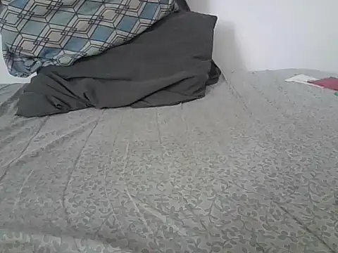 Snapshot of H50france chatting on September 19, 2025, 12:06 pm H50france online show from September 19, 2025, 12:06 pm