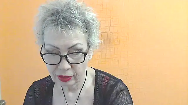 NessyJenixs online show from February 24, 2026, 7:39 am