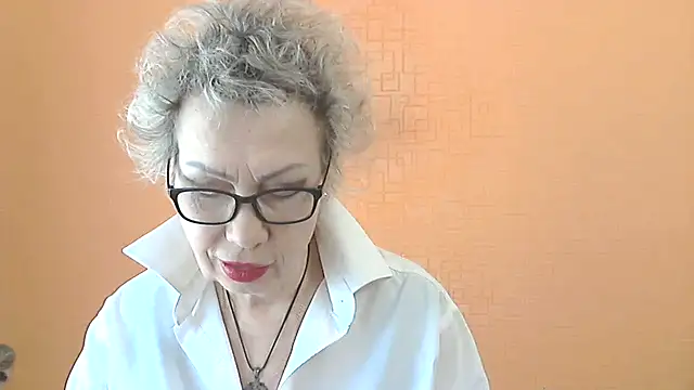 NessyJenixs online show from March 26, 2026, 7:25 am