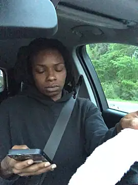 theprettysoles online show from April 6, 2026, 11:49 pm