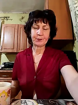 Laura Kiss online show from March 1, 2025, 4:11 pm