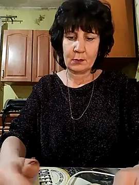 Laura Kiss online show from March 8, 2025, 7:53 pm