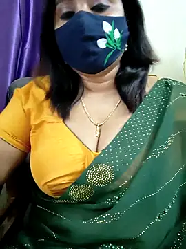 Queenflowerr online show from March 20, 2026, 6:13 pm