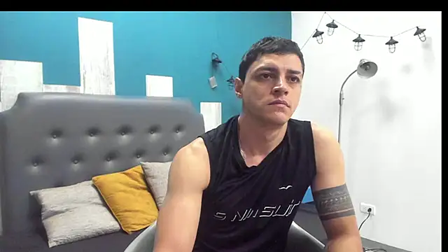 Frank Millers online show from September 24, 2025, 5:49 pm