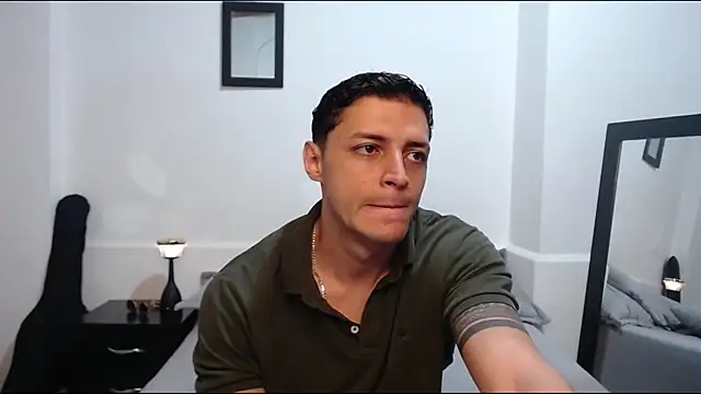 Frank Millers online show from May 15, 2026, 11:12 pm