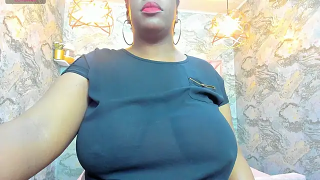 nefertiti ebony online show from April 11, 2026, 8:18 am