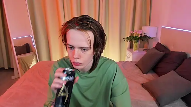 Fable  Boy online show from February 5, 2025, 3:31 pm