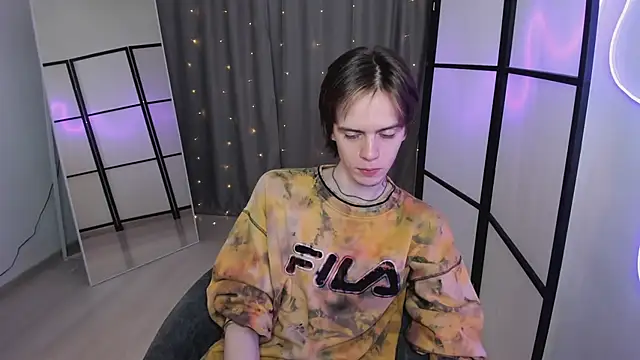 Fable  Boy online show from February 26, 2025, 6:32 pm