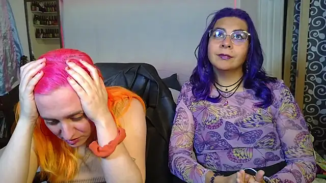 Snapshot of Evelan420 chatting on November 20, 2025, 6:40 pm Evelan420 online show from November 20, 2025, 6:40 pm