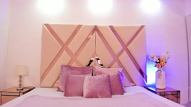 taliarussel online show from February 5, 2025, 10:01 pm