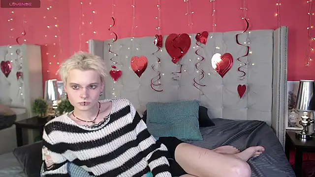 Snapshot of DemianEnglen chatting on February 18, 2025, 3:10 am DemianEnglen online show from February 18, 2025, 3:10 am