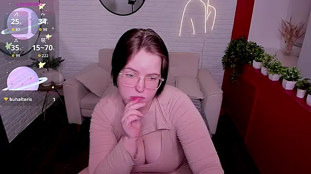 Manic pixie  online show from March 1, 2026, 3:47 pm