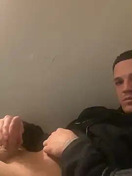 Snapshot of icastronjdkk chatting on January 21, 2025, 5:51 pm icastronjdkk online show from January 21, 2025, 5:51 pm