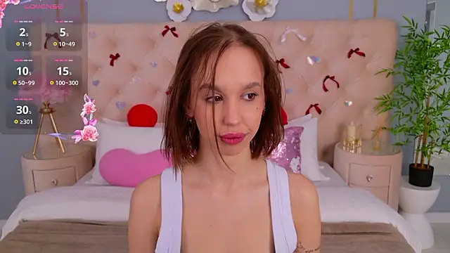 SandraTucker online show from February 15, 2026, 3:03 am