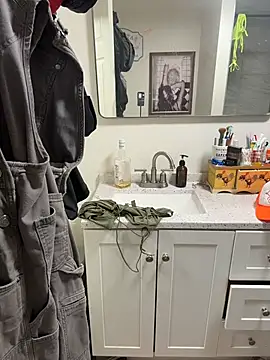 I am babydoll online show from February 26, 2026, 8:57 am