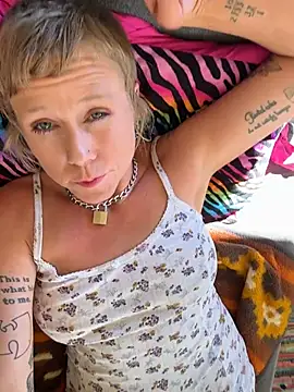 I am babydoll online show from March 26, 2026, 4:56 pm