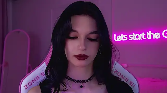 Snapshot of BeverlyMost chatting on March 19, 2025, 9:37 pm BeverlyMost online show from March 19, 2025, 9:37 pm