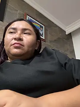 Snapshot of KarlaWild chatting on February 8, 2025, 2:04 am KarlaWild online show from February 8, 2025, 2:04 am